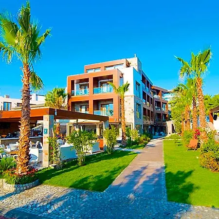 Marisol Boutique Hotel